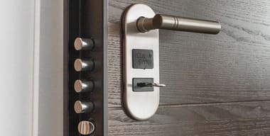 Article - Choosing the Right Lock for Your Home: A Comprehensive Guide